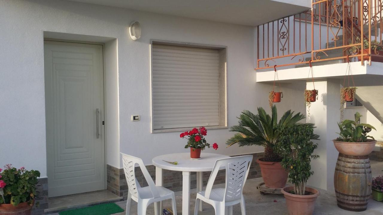 Sole E Fiori Di Sicilia Apartamento Valderice Exterior foto