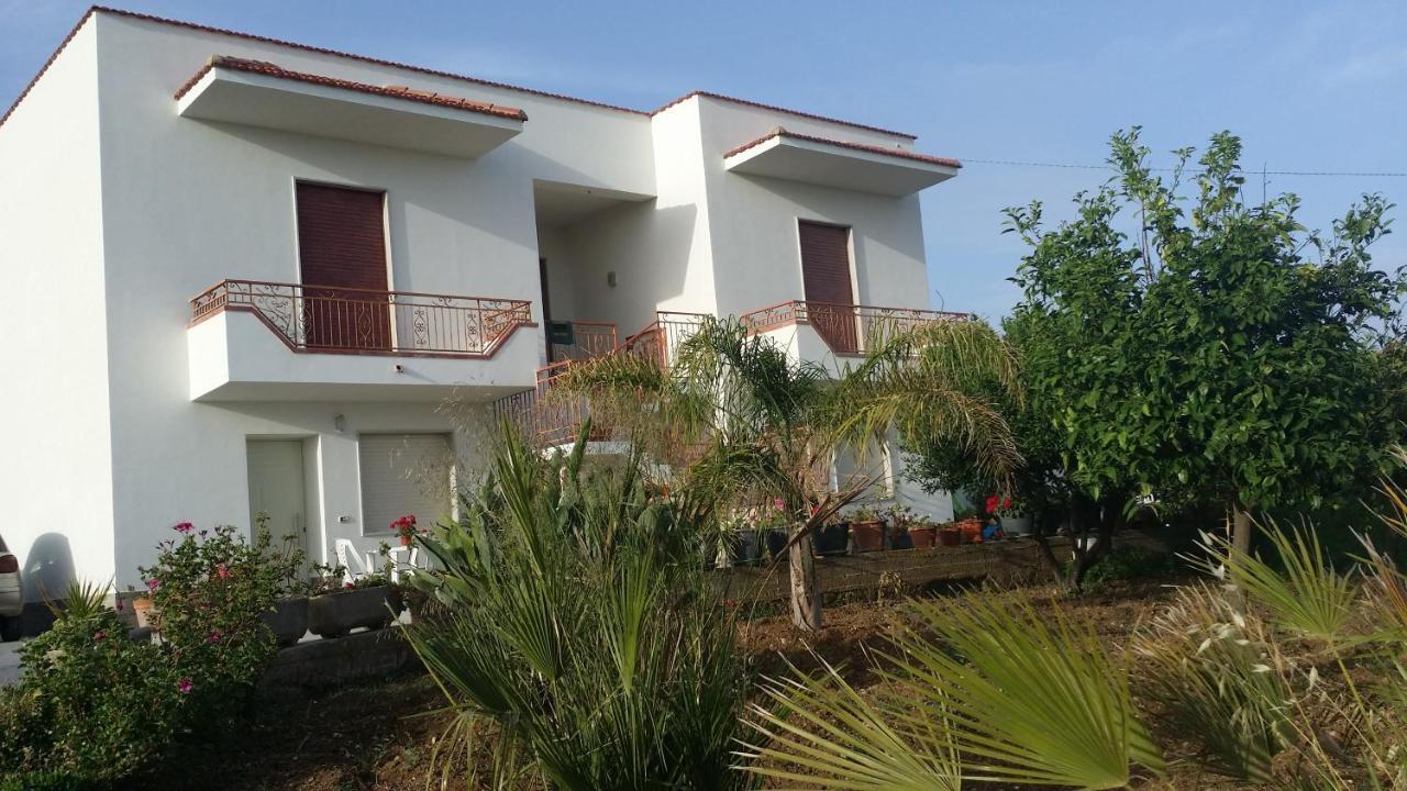 Sole E Fiori Di Sicilia Apartamento Valderice Exterior foto