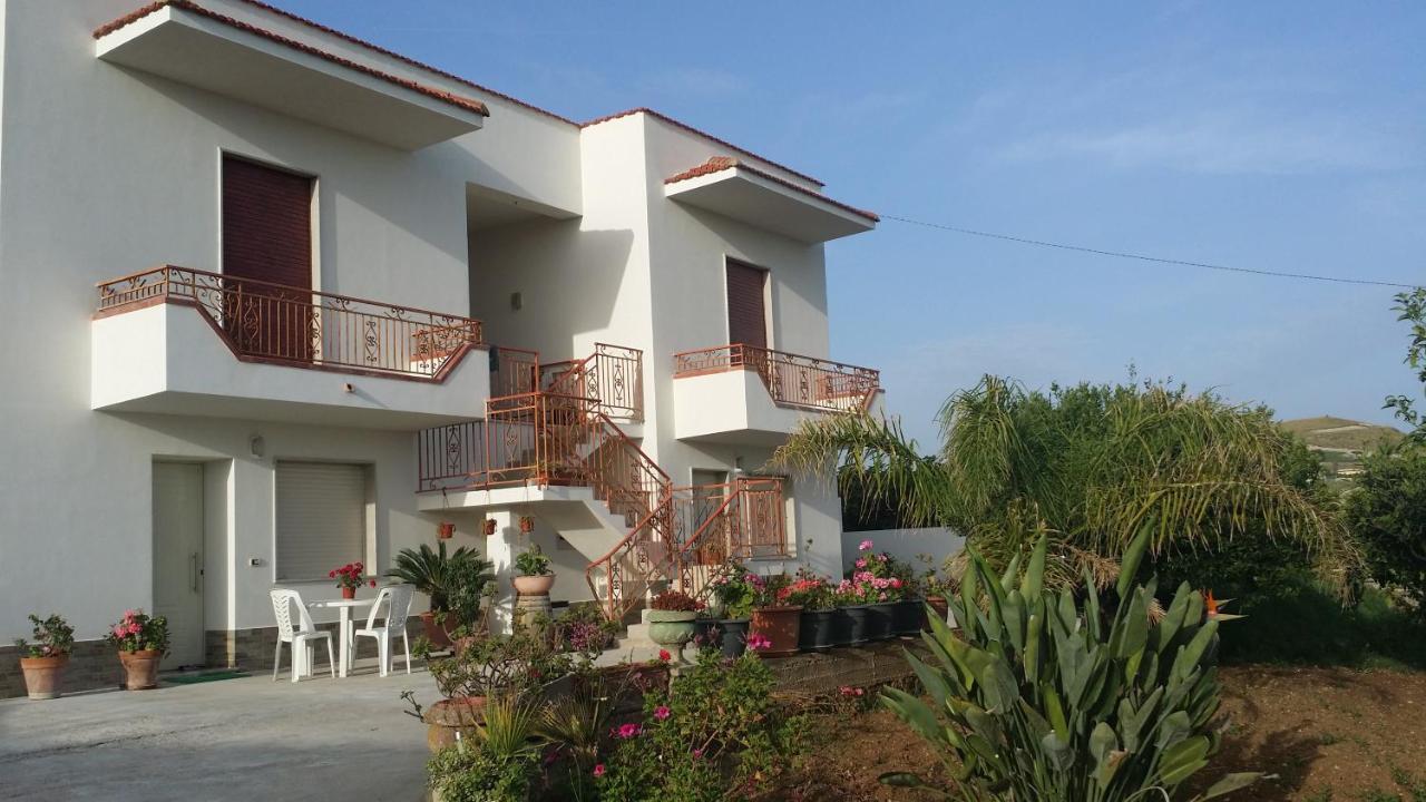 Sole E Fiori Di Sicilia Apartamento Valderice Exterior foto